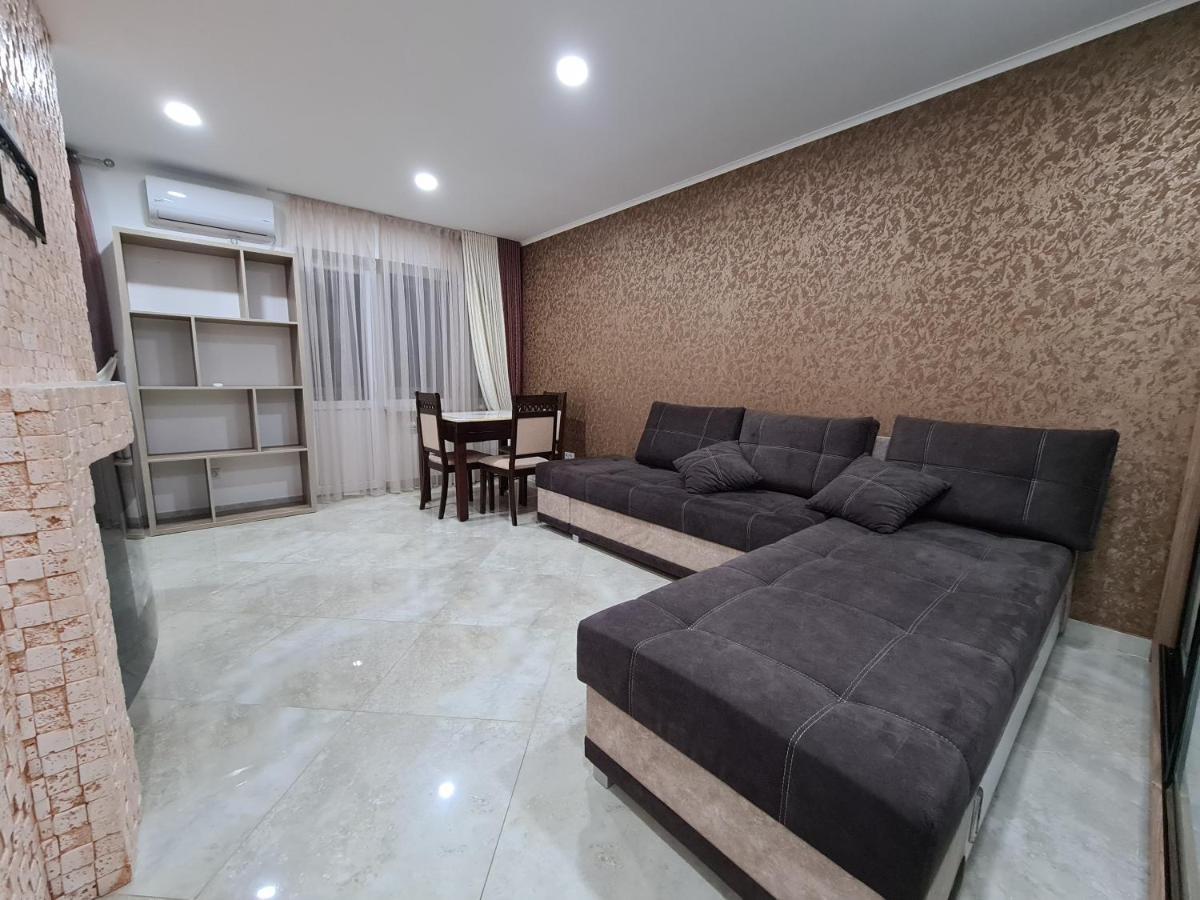127-Avenue Apartment Çernivtsi Dış mekan fotoğraf